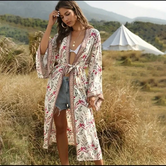 Floral Kimono - Picture 3 of 10